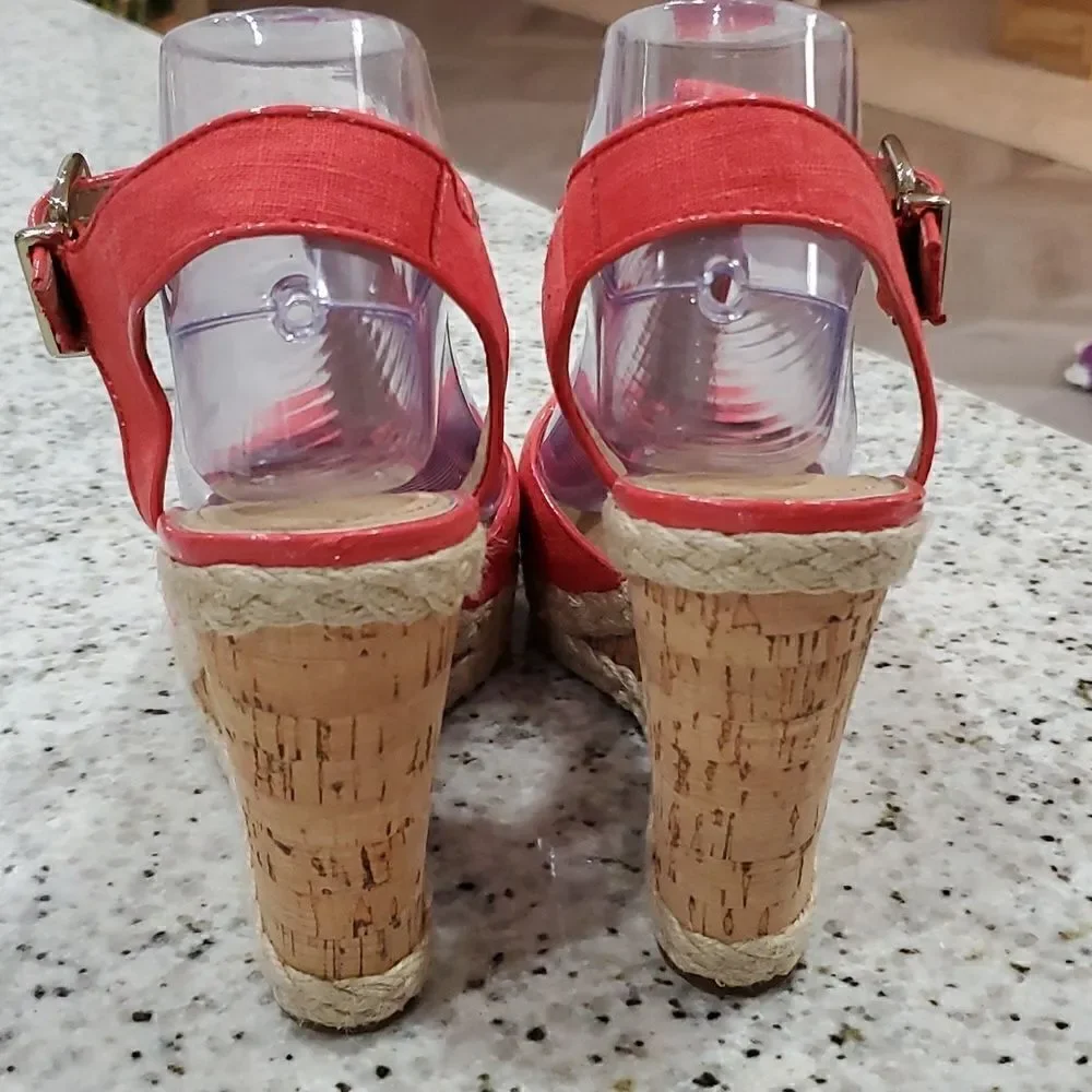 Antonio Melani womans cork wedge, size 9, nwot